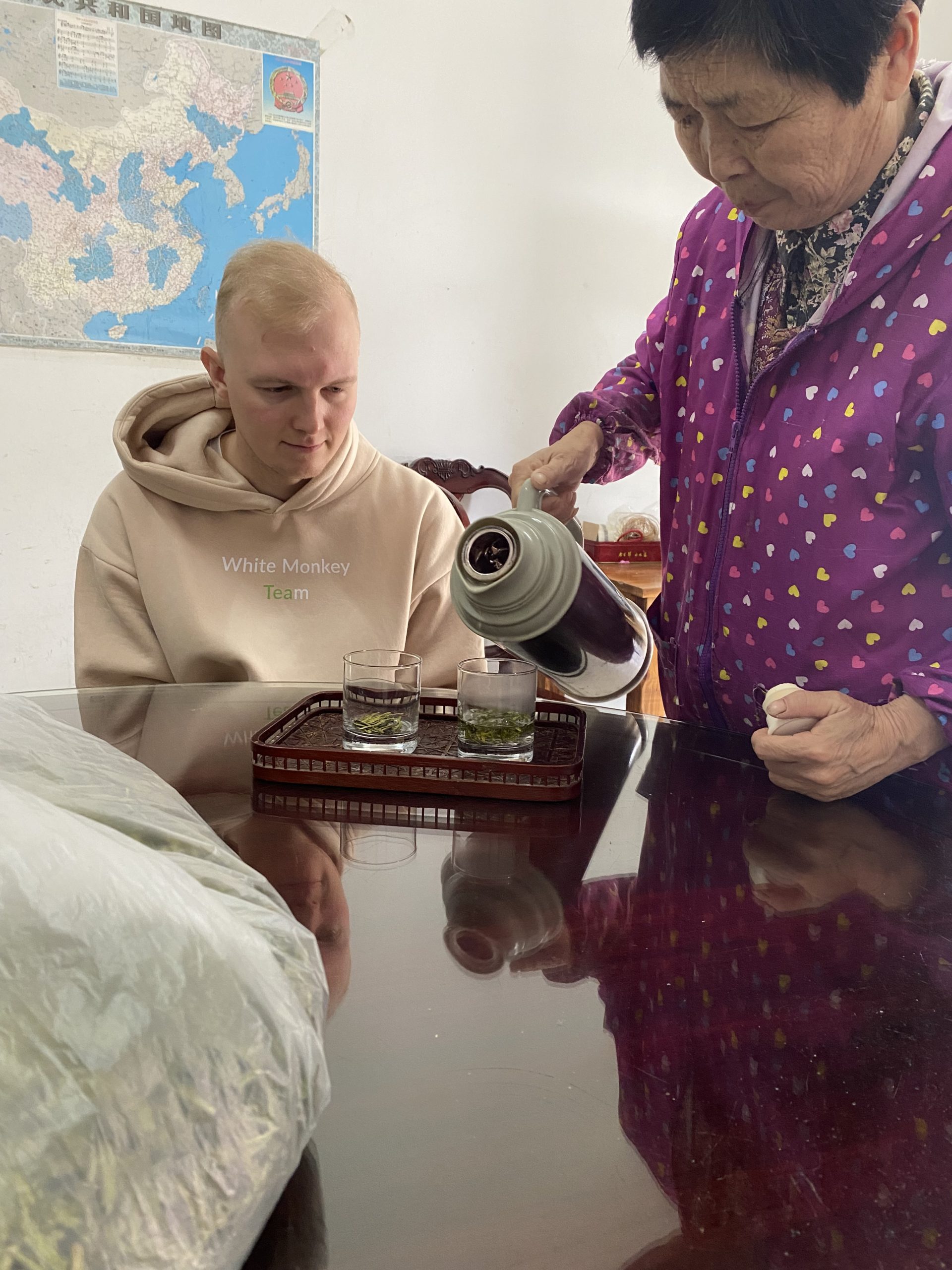 Чайная работа в экспедиции